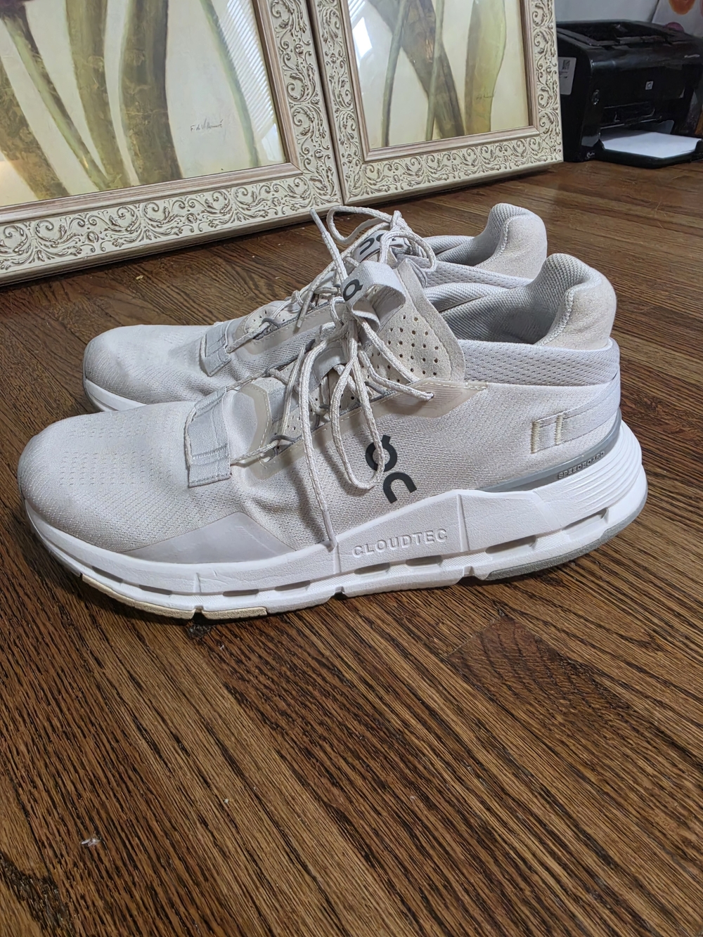 On Running Running Cloudtec Men’s Athletic Shoes — White